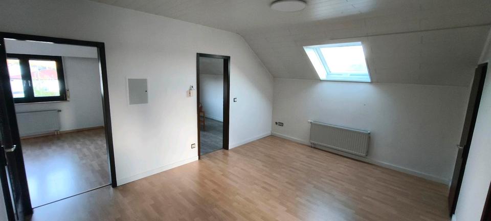Dachgeschoßwohnung Rodalben - 2 Zimmer, 73 m&sup2;, 550&euro; | Angebot:26358700