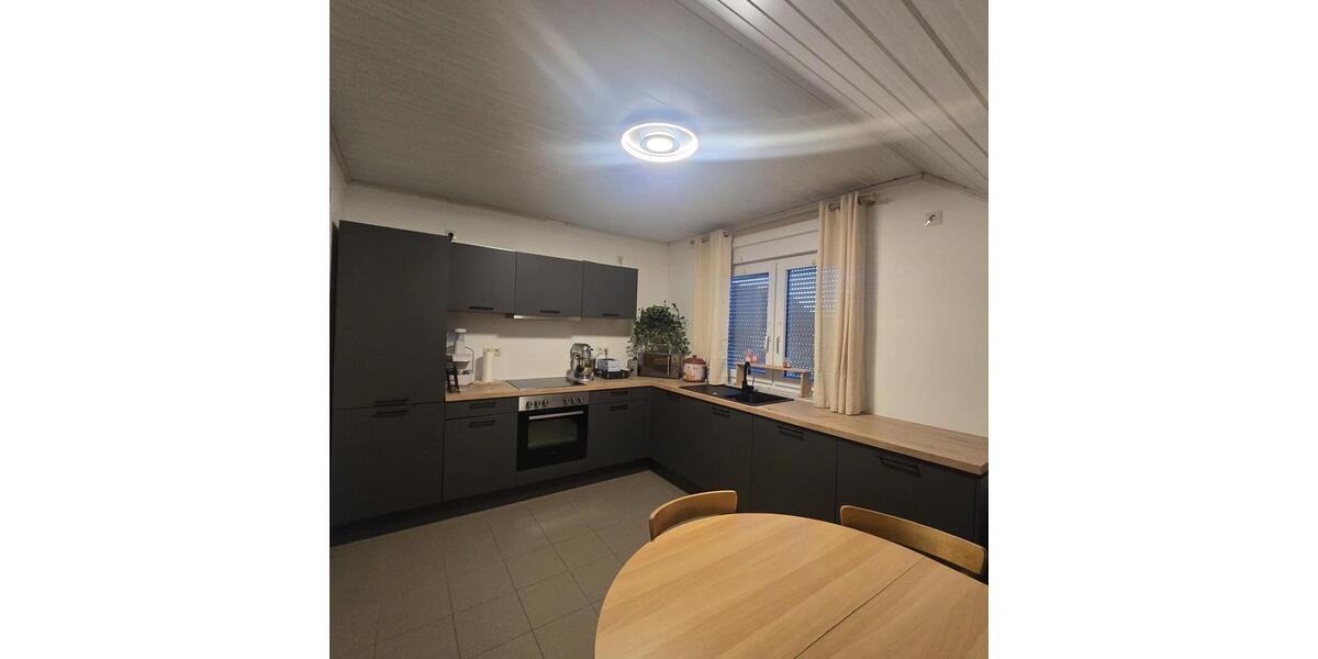 Einfamilienhaus Mehlingen - 3 Zimmer, 200 m&sup2;, 1.800&euro; | Angebot:26619722