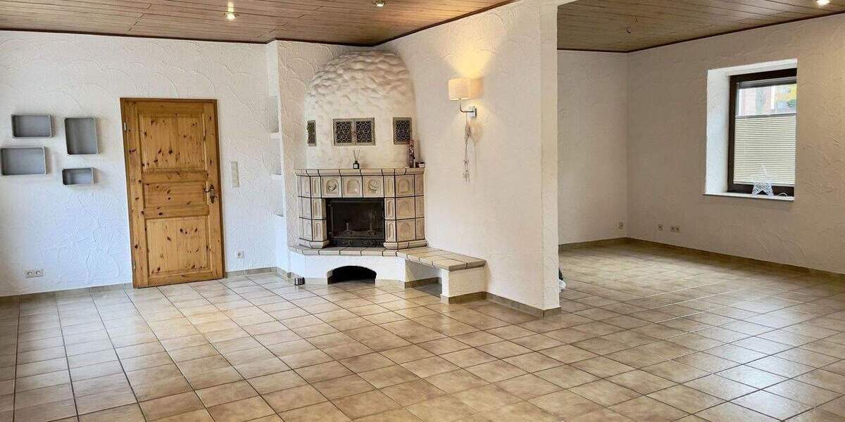Doppelhaushälfte Bad Dürkheim - 5 Zimmer, 170 m&sup2;, 1.350&euro; | Angebot:25657429