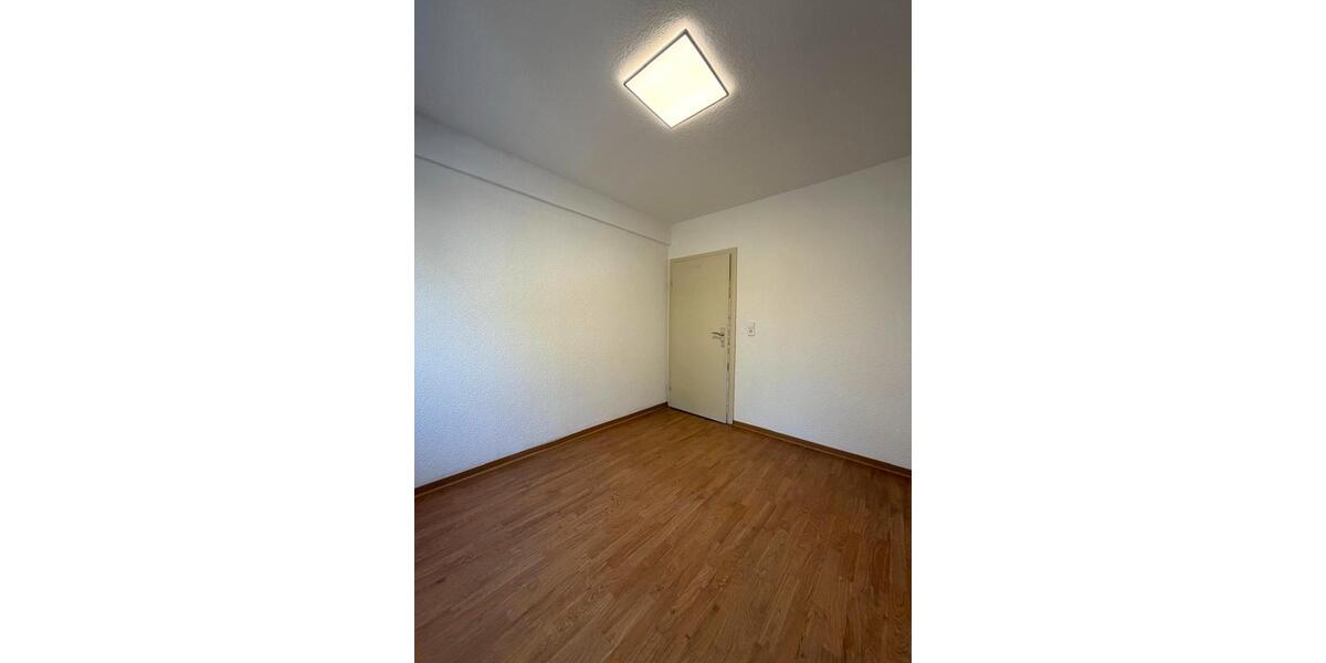 Erdgeschoßwohnung Kaiserslautern Bahnheim - 3 Zimmer, 75 m&sup2;, 750&euro; | Angebot:26164836