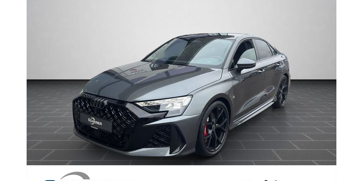 Audi RS3 3.900 km 67.770 &euro; Neustadt a.d. Weinstraße 67433