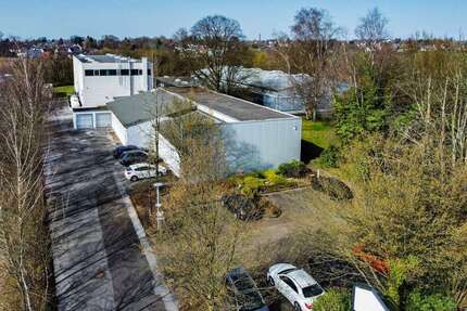 Halle in Solingen 2.300.000 € 3070.25 m²