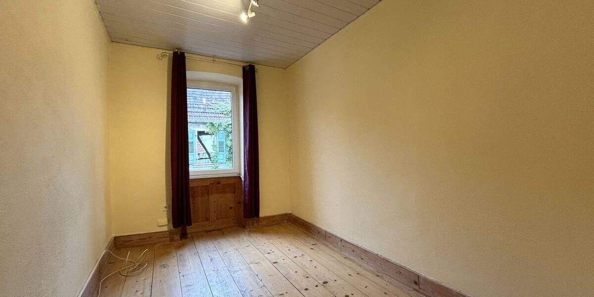 Einfamilienhaus Wattenheim - 5 Zimmer, 196 m&sup2;, 359.000&euro; | Angebot:25741205