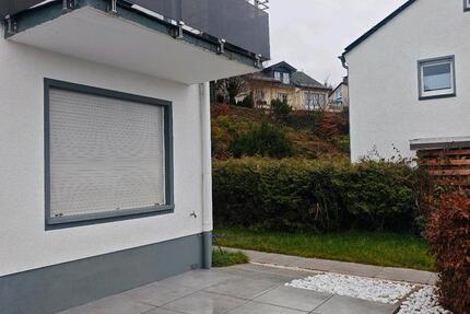 Haus Pirmasens Niedersimten - 4 Zimmer, 115 m&sup2;, 1.000&euro; | Angebot:25103581