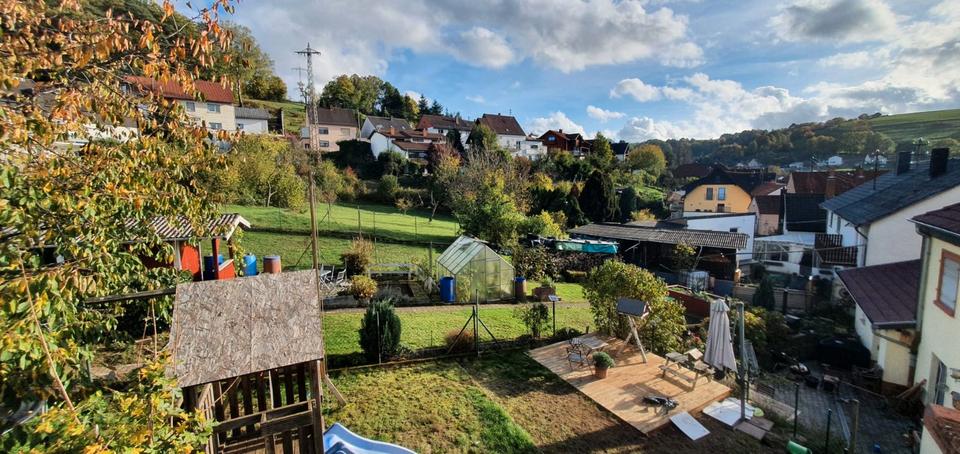 Reihenhaus Queidersbach - 7 Zimmer, 184 m&sup2;, 185.000&euro; | Angebot:26420671