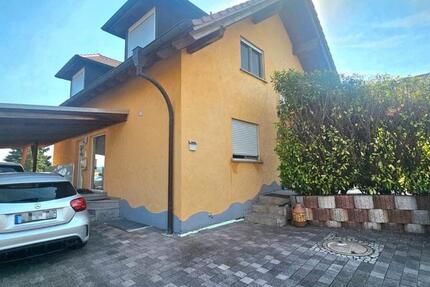 Haus Lohnsfeld - 5 Zimmer, 170 m&sup2;, 1.500&euro; | Angebot:27619877