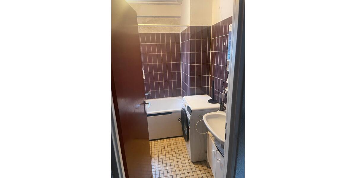 Etagenwohnung Kaiserslautern Bahnheim - 1 Zimmer, 35 m&sup2;, 460&euro; | Angebot:24853914