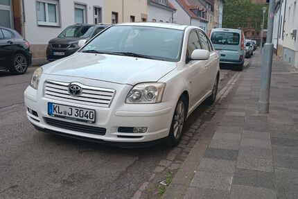 Toyota Avensis 189.000 km 4.000 &euro; Kaiserslautern 67659