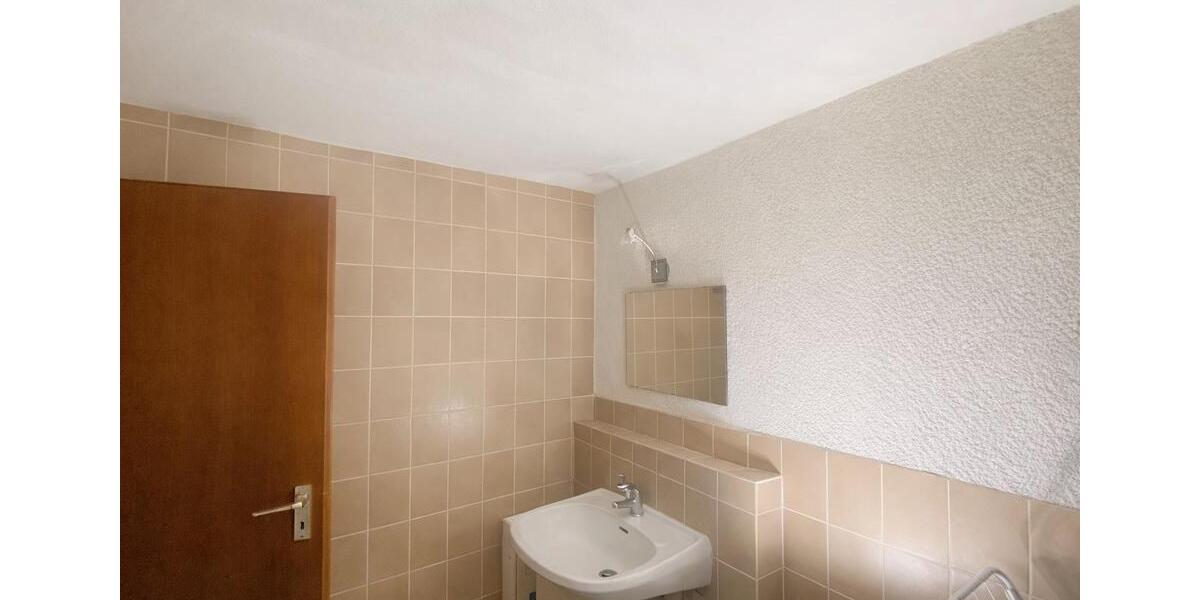 Etagenwohnung Kaiserslautern Bahnheim - 1.5 Zimmer, 36 m&sup2;, 85.000&euro; | Angebot:24850970