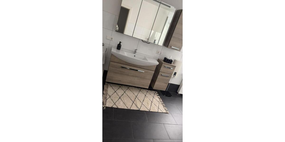 Etagenwohnung Kaiserslautern Betzenberg - 3 Zimmer, 90 m&sup2;, 1.230&euro; | Angebot:25420814