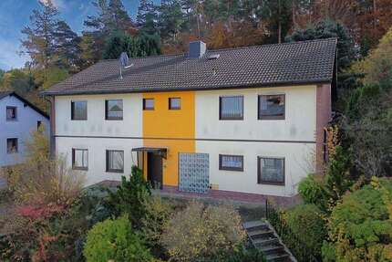 Haus zum Kaufen in Kaiserslautern 220.000 € 196.99 m² 5 zimmer