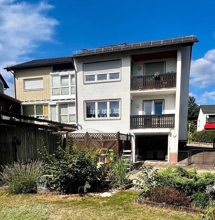 KL-Hohenecken: Dreifamilienhaus in ruhiger, stadtnaher Lage