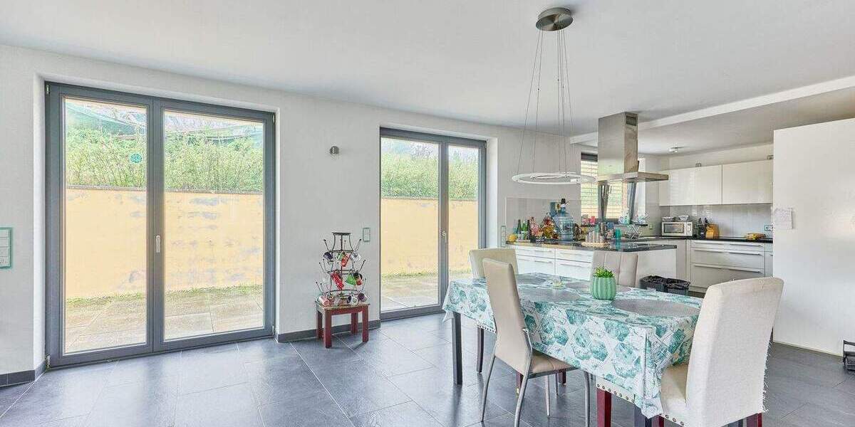 Bungalow Hinzweiler - 5 Zimmer, 222 m&sup2;, 595.000&euro; | Angebot:25691431