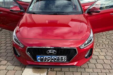 Hyundai i30 118.500 km 11.000 &euro; Hettenleidelheim 67310