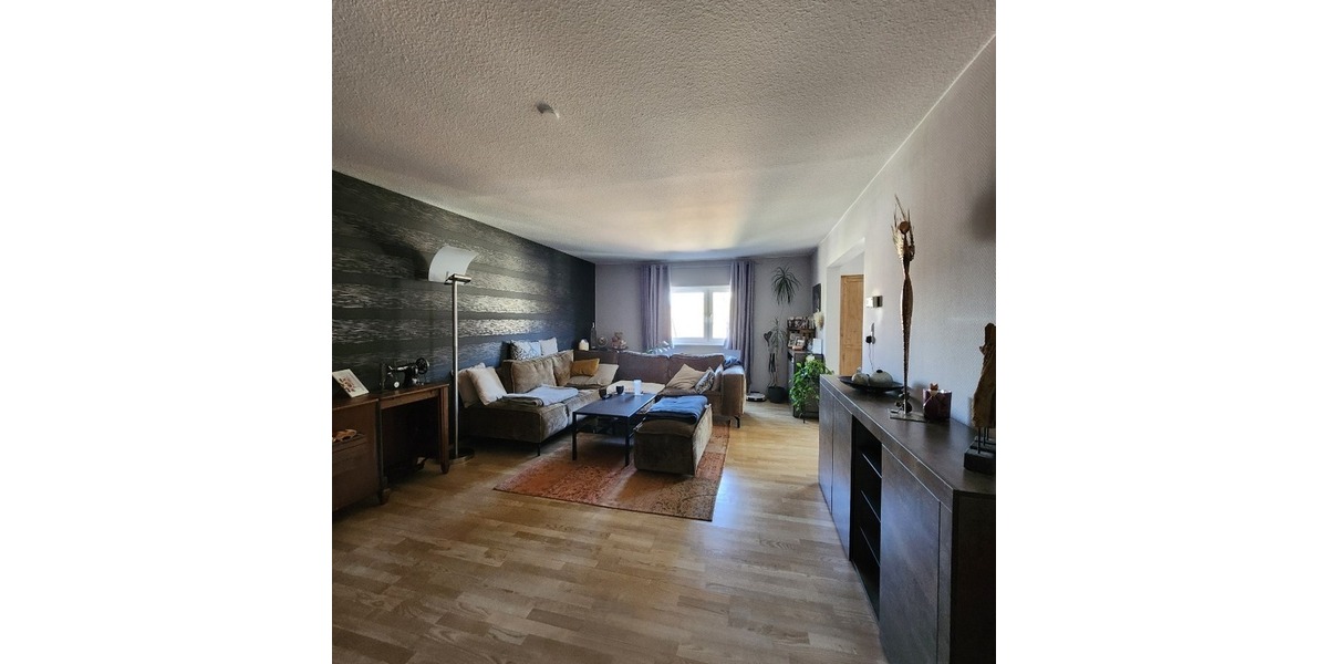 Gepflegtes Zuhause mit familienfreundlichem Ambiente und viel Platz in Erfenbach - Doppelhaushälfte Kaiserslautern/Erfenbach Erfenbach | Angebot:26270942