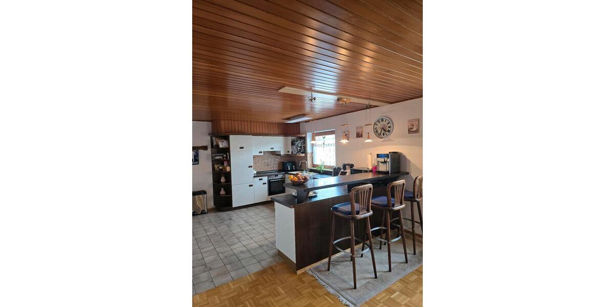 Einfamilienhaus Göllheim - 7 Zimmer, 260 m&sup2;, 685.000&euro; | Angebot:22569135