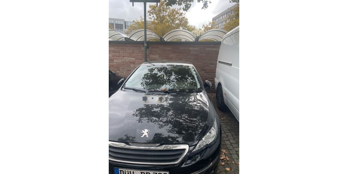Peugeot 308 98.000 km 8.400 &euro; Bad Dürkheim 67098